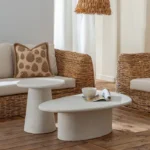 Descubre la funcionalidad y elegancia de nuestra mesa auxiliar de la colección Wilma, ideal para complementar cualquier espacio de tu hogar.