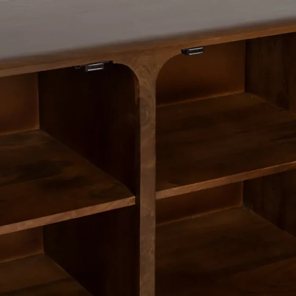 Mueble de la colección NOSY BE en madera natural con almacenamiento, disponible en Artisa